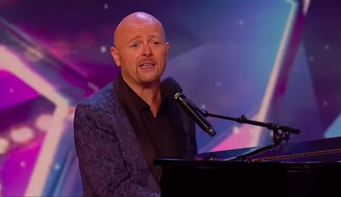 Jon Courtenay wins Britain's Got Talent (BGT) 2020 5 describes himself as "a piano-playing funny guy who writes songs, parodies, does stand-up and loves singing songs written years before I was born."