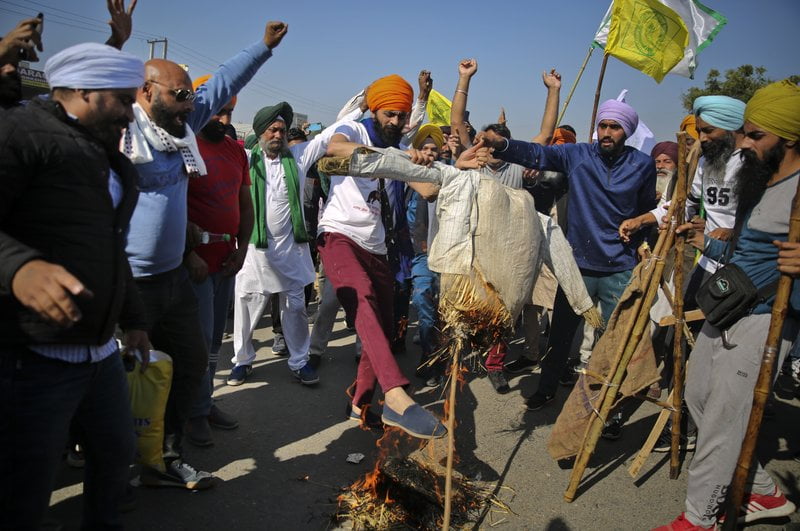 Thousands of Indian Farmers block major roads in protest over agricultural laws