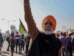 Thousands of Indian Farmers block major roads in protest over agricultural laws