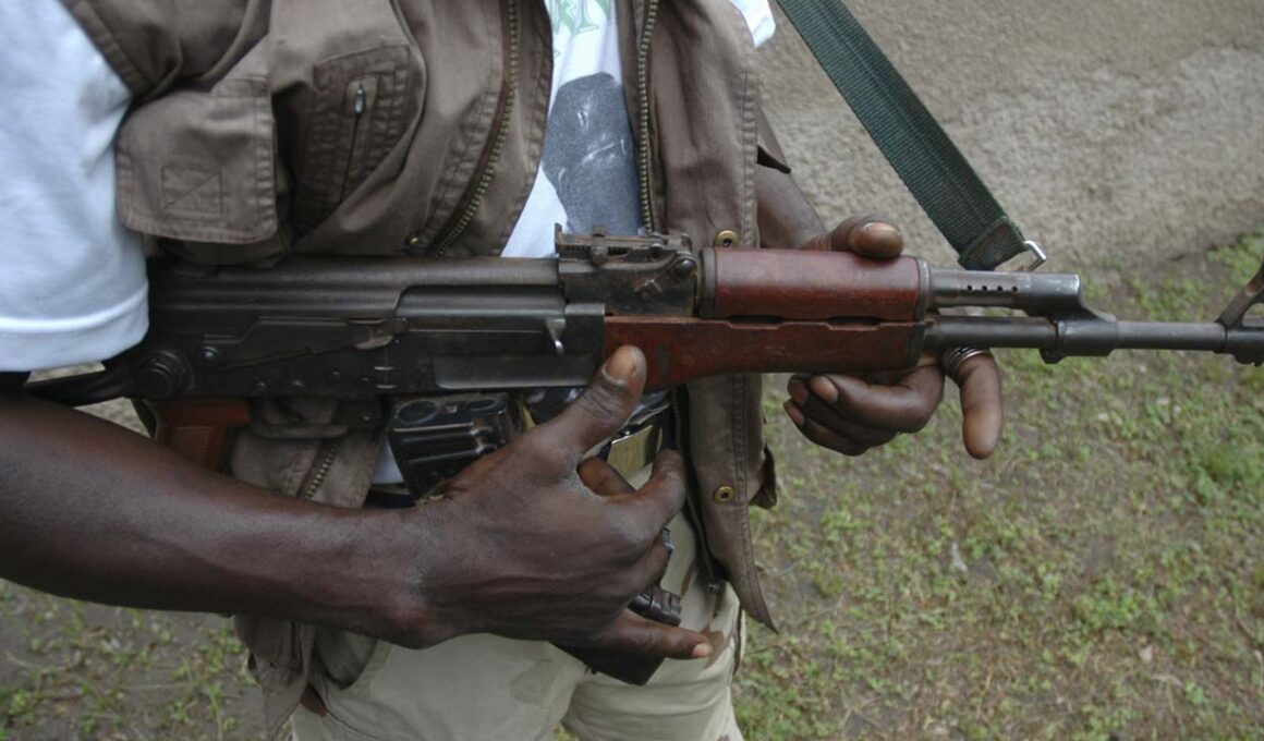 Gunmen Kill Police Inspector in Port Harcourt 5 Gunmen Kill Police Inspector in Port Harcourt