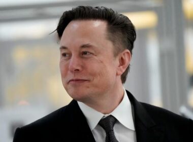 Elon Musk Concludes Deal to Buy Twitter for $44B