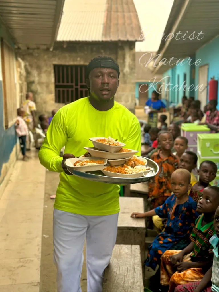 How Pastor Jerry Eze Paid Facebook Food Vendor to Feed 1000 Children Living in Orphanages Located in Rural Areas In Akwa Ibom