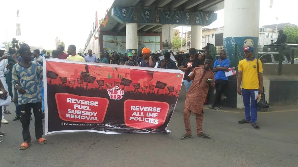 VIDEO: #EndHungerProtest Begins in Lagos, Osun