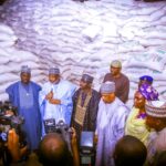 The federal government donates 42, 000 metric tonnes of grains