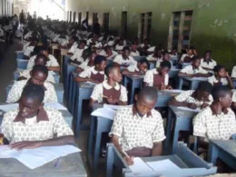 Lagos Govt warns teachers against engaging in extra lessons