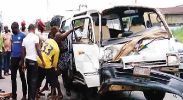 Lecturer, five others dead in Owerri auto crash