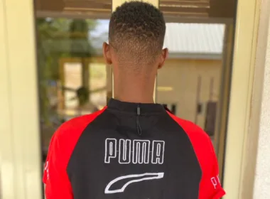 Naira abuse: EFCC arrests man for spraying N200 notes