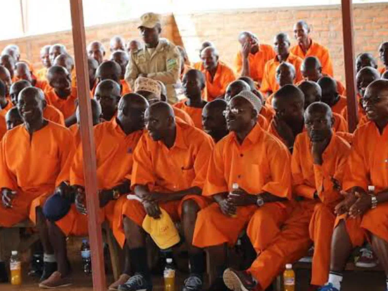 Niger State Governor Grants Amnesty to 30 Inmates
