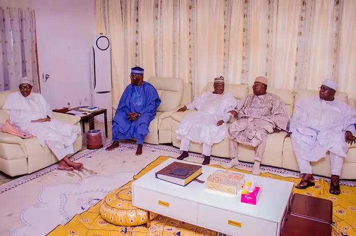 Atiku and Buhari during the visit 