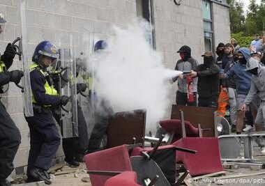 Clashes in Rotherham, as far-right activists stormed a hotel believed to be housing immigrants