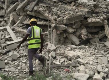 Mother, 2 Children Rescued from Collapsed Building in Kano