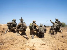 Israeli Troops Fortify Borders with West Bank to Thwart Possible Ground Assaults