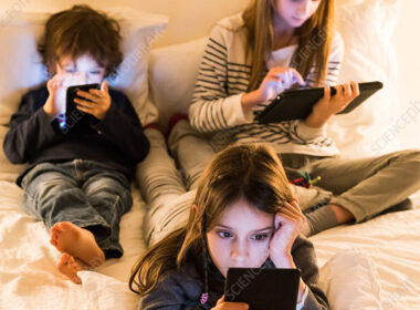 New Study Reveals Drastic Reduction in Screen Time Enhances children Mental Wellbeing within 2 Weeks