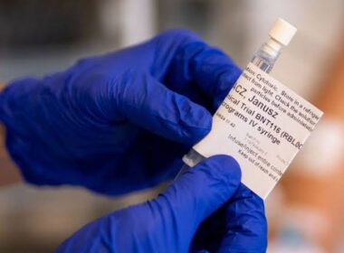 Revolutionary mRNA Vaccine Could End Lung Cancer
