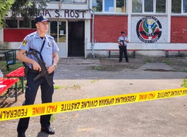 Bosnia Employee Kills Colleagues and commits suicide