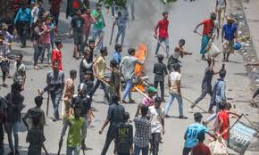 Bangladesh on Edge: Protesters Call for "Long March to Dhaka" Amid Deadly Clashes