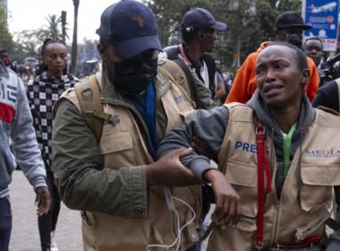 Kenyan Police Clash with protesters injuring journalists.