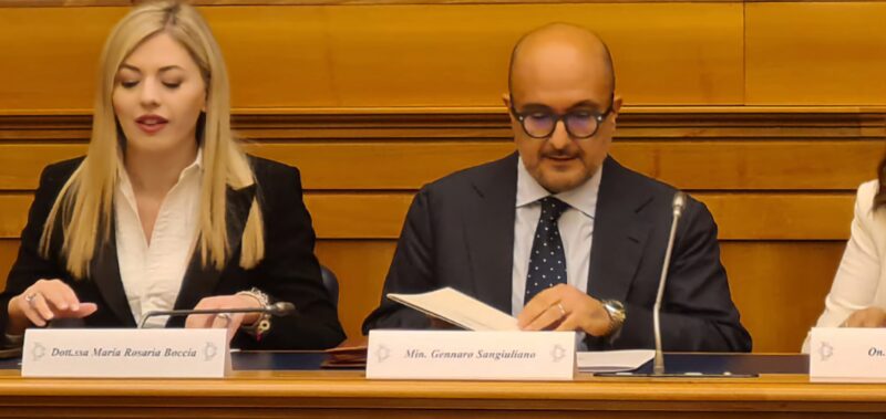 Italy's Culture Minister Quits After Making Ex-Lover Adviser