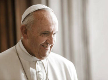 Breaking: Pope Francis Passes Away at 88 – Vatican