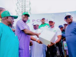 FG Moves to Slash Transport Fares by 40%, Signs MoU for Cheaper Fuel Supply