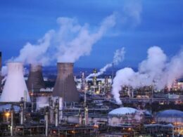 Scotland's Only Refinery to Close in 2025, 400 Jobs at Risk Scotland's only refinery, is set to close in 2025, resulting in the loss of 400 jobs, according to operator Petroineos.