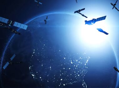 Elon Musk’s Starlink Satellites Block Astronomers’ View of the Universe