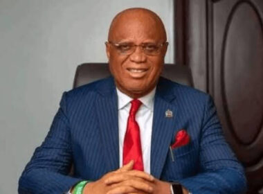 Gov Eno Distributes Cash and Appointments to Appease PDP Members in Akpabio’s LGA