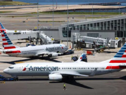 American Airlines Grounds Domestic Flights Amid Technical Glitch American Airlines resumed operations on Tuesday after a technical malfunction prompted the airline to ground all domestic flights for one hour