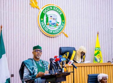 Ogun State Governor Unveils 2025 Budget of 1.054 Trillion Naira