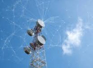 FG to Construct 7,000 Telecom Towers in Rural Nigeria