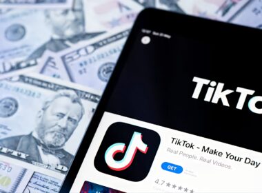The New Sales Hub for Nigerian Entrepreneurs [HOW TO EARN BIG WITH TIKTOK LIVE]