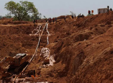 Over 40 killed in Mali illegal gold mine collapse