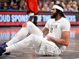 Anthony Davis to Miss Multiple Weeks with Adductor Strain, Further Delaying Mavericks' New Lineup