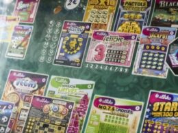 Lucky Thieves? Man Offers To Split $523K Jackpot Won With His Stolen Credit Card Lucky Thieves? Man Offers To Split $523K Jackpot Won With His Stolen Credit Card