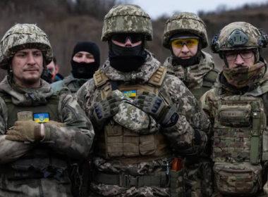 Ukrainian soldiers freeze sperm In hope for future families