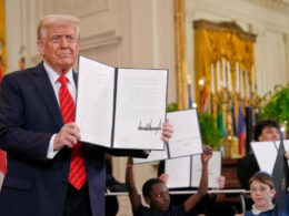 US Revokes legal status for Over 500,000 immigrants US Revokes legal status for Over 500,000 immigrants