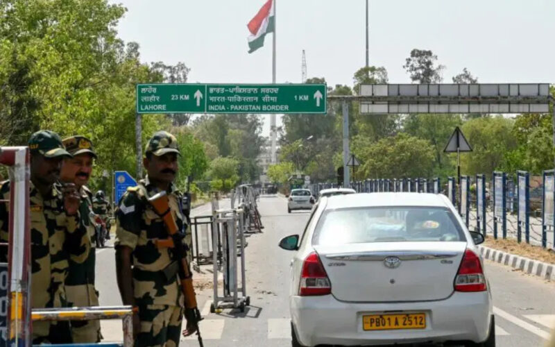 India orders all Pakistani Nationals to leave country