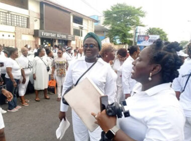 women rally in support of Rivers State emergency rule