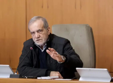 Iran's President Dismisses Deputy Following Luxurious Antarctica Voyage
