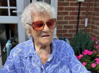 British Woman Reaches 115 to Claim Title of World’s Oldest Person