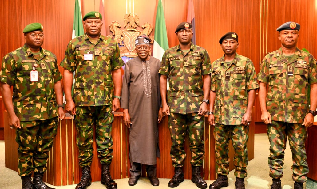President Tinubu meet with new service chiefs after firing all service chiefs and effecting immediate replacements